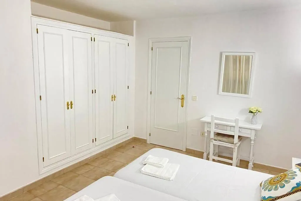 Puertas Al Mar Apartment Cala'N Blanes  0*, Cala'N Blanes (Menorca) Spain